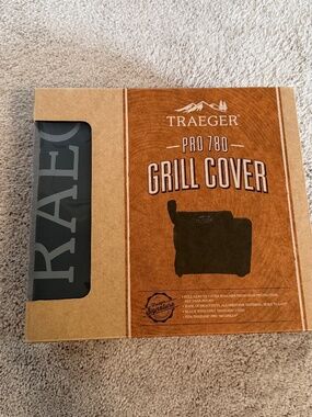 NWT: Traeger Pro 780 Grill Cover, black